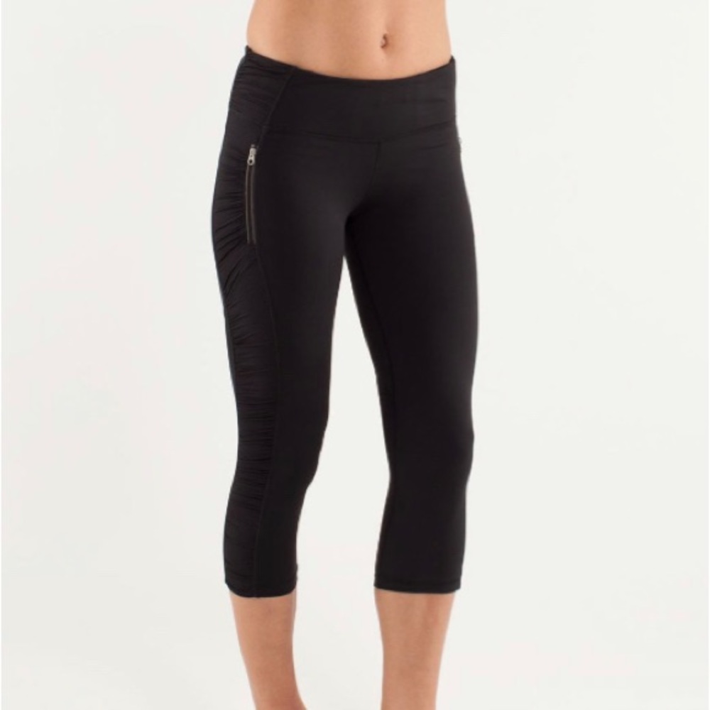 Lululemon Run: In The Sun Crop Black